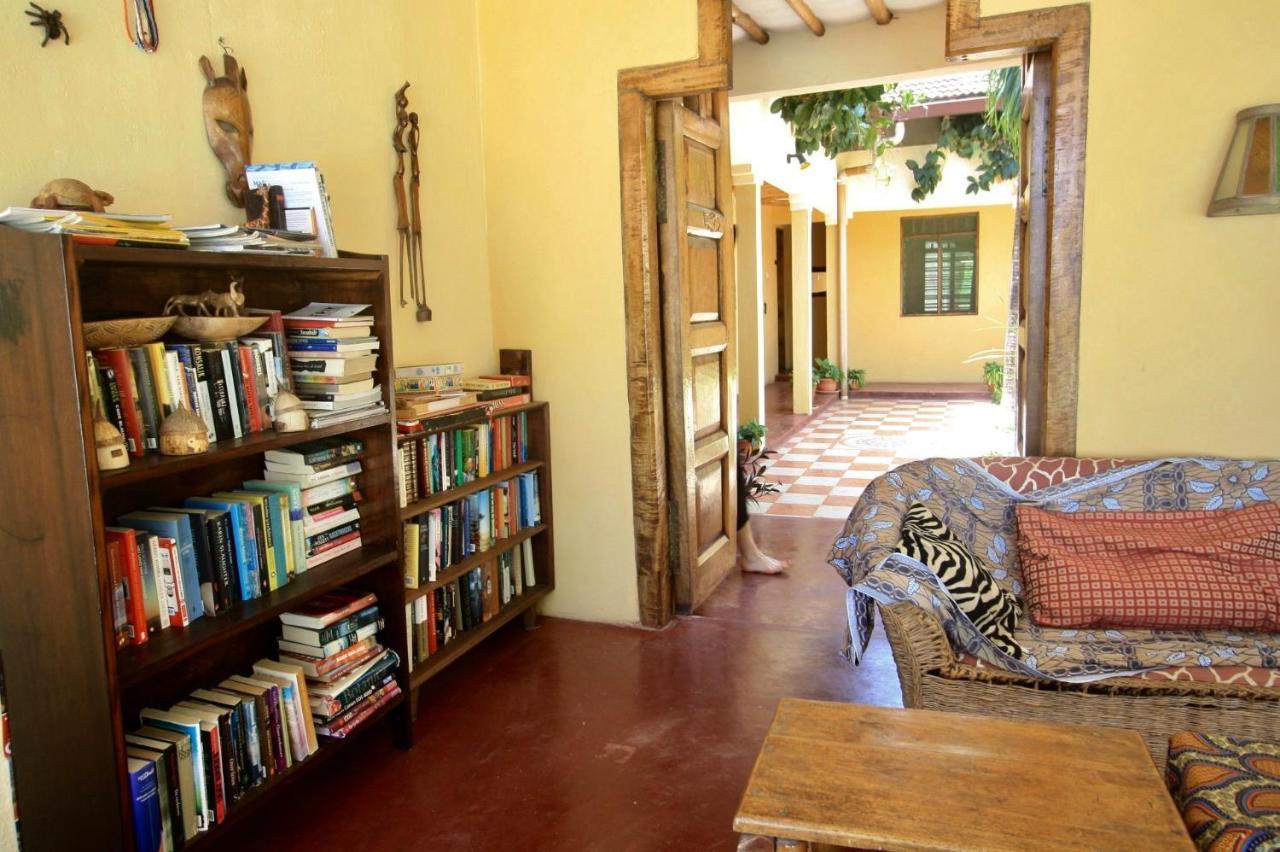 Sawa Sawa Beach House Msambweni Экстерьер фото