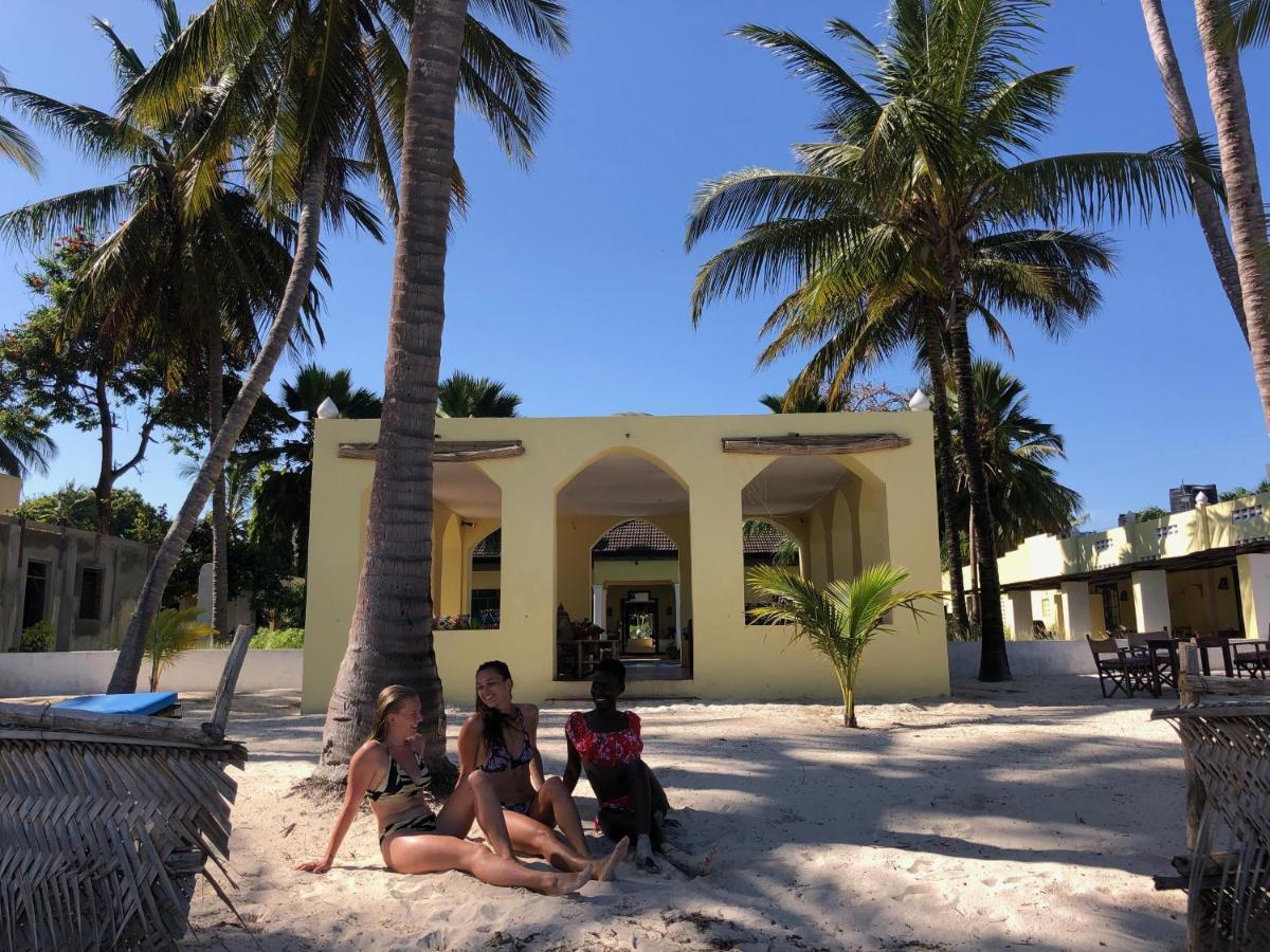 Sawa Sawa Beach House Msambweni Экстерьер фото