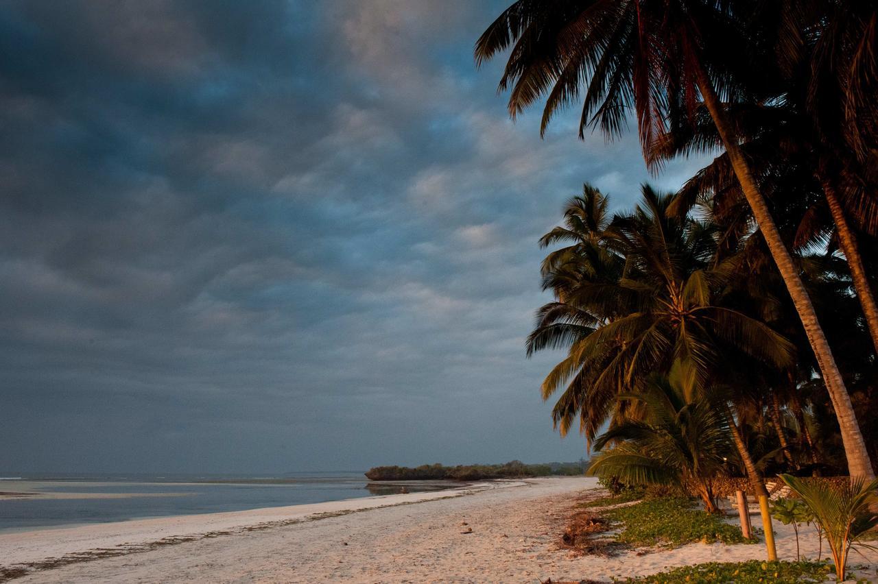 Sawa Sawa Beach House Msambweni Экстерьер фото